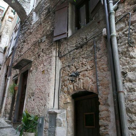 Appartamento Le Violette Dolceacqua Exterior foto