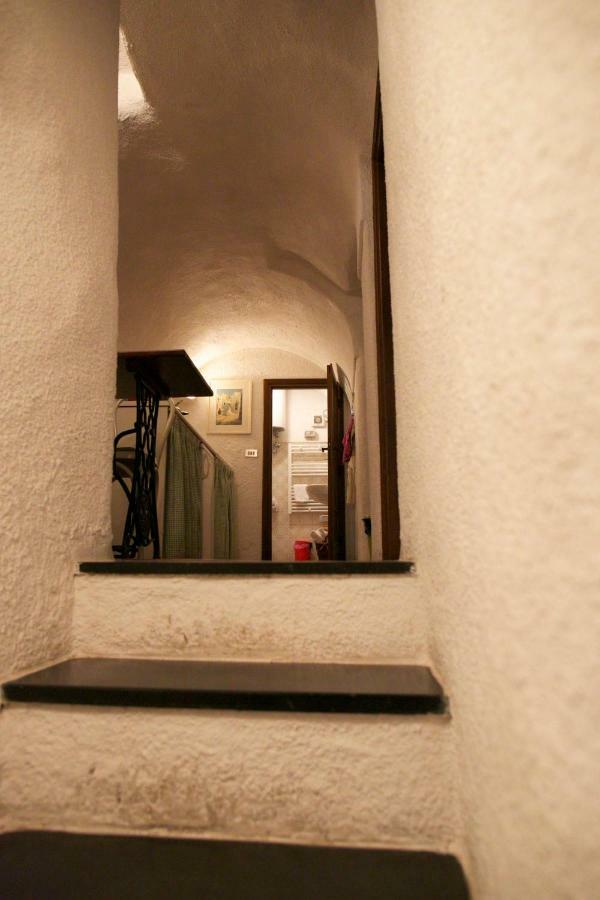 Appartamento Le Violette Dolceacqua Exterior foto
